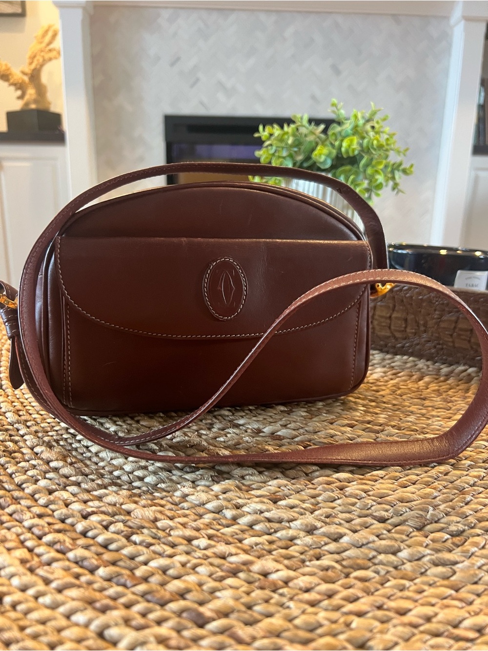 Vintage Must de Cartier Burgundy Leather Crossbody Camera Bag